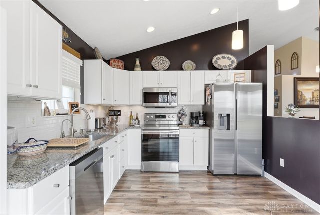 1413 Runnymeade Way, Beavercreek Twp, OH 45385