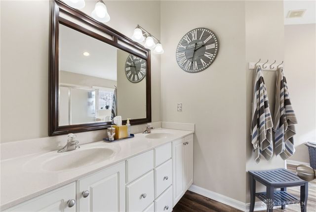 1413 Runnymeade Way, Beavercreek Twp, OH 45385