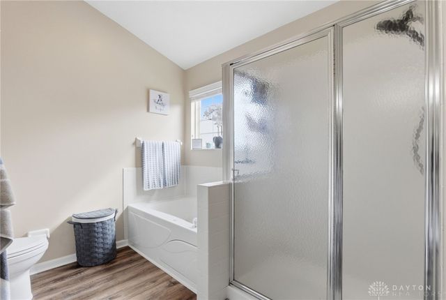 1413 Runnymeade Way, Beavercreek Twp, OH 45385