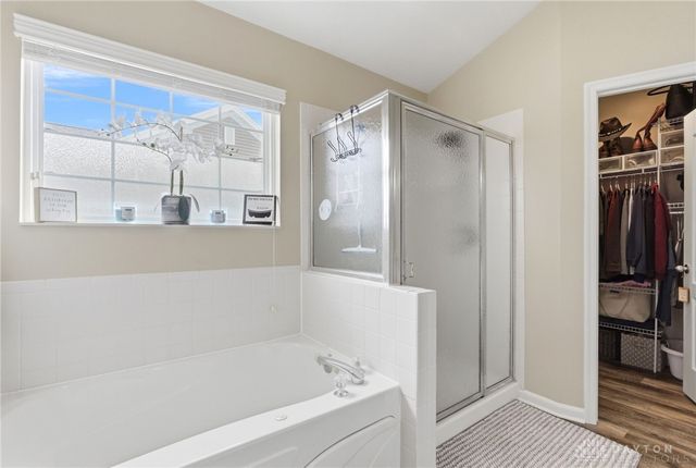 1413 Runnymeade Way, Beavercreek Twp, OH 45385