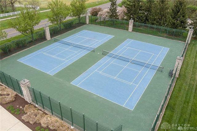 1413 Runnymeade Way, Beavercreek Twp, OH 45385