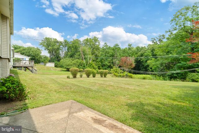 6812 FOX MEADOW RD, Baltimore, MD 21207