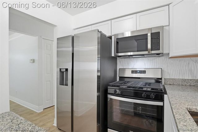 9883 William Street, Taylor, MI 48180