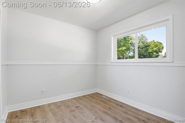 9883 William Street, Taylor, MI 48180