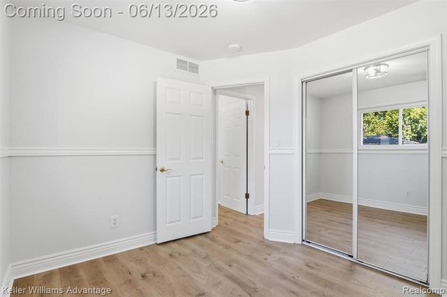 9883 William Street, Taylor, MI 48180