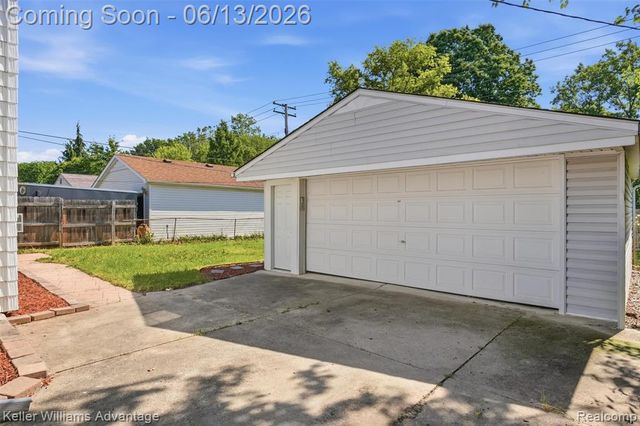 9883 William Street, Taylor, MI 48180