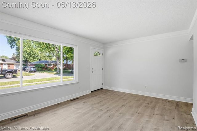 9883 William Street, Taylor, MI 48180