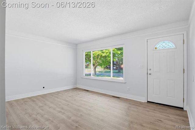 9883 William Street, Taylor, MI 48180