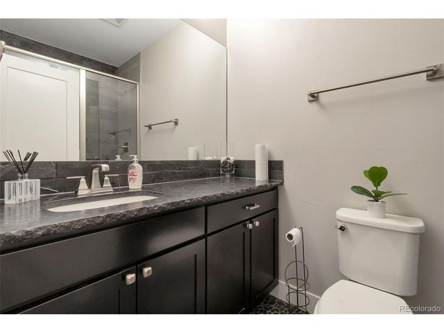 9060 Ferncrest St, Longmont, CO 80504
