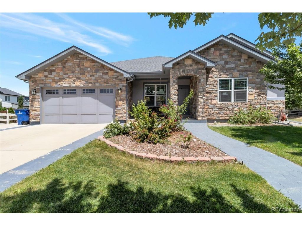 9060 Ferncrest St, Longmont, CO 80504