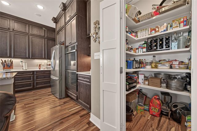 3730 Mendocino Drive, Galveston, TX 77554