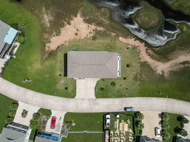 3730 Mendocino Drive, Galveston, TX 77554