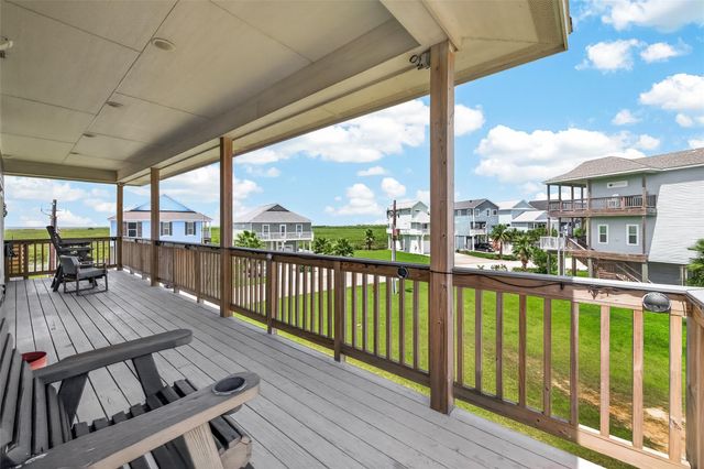 3730 Mendocino Drive, Galveston, TX 77554