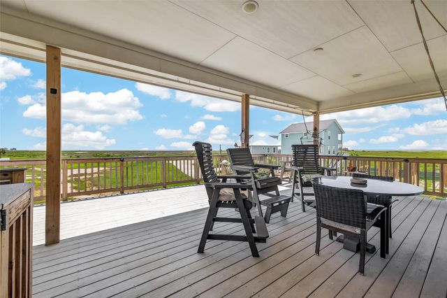3730 Mendocino Drive, Galveston, TX 77554