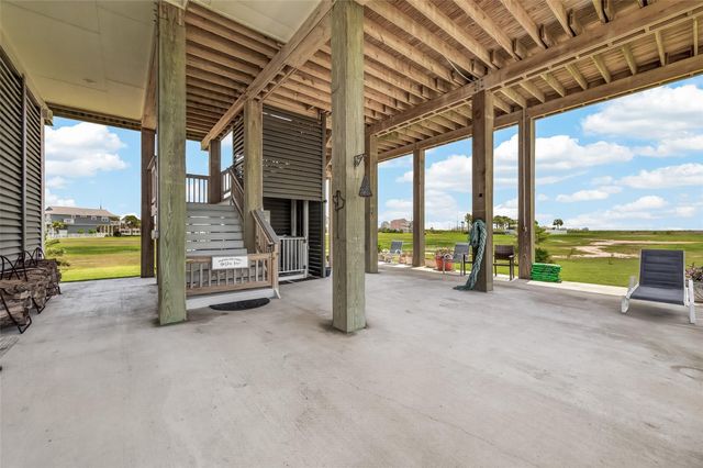 3730 Mendocino Drive, Galveston, TX 77554