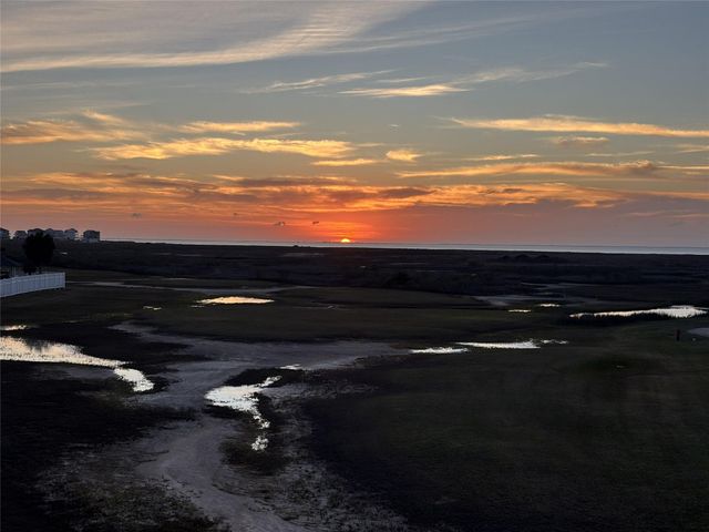 3730 Mendocino Drive, Galveston, TX 77554