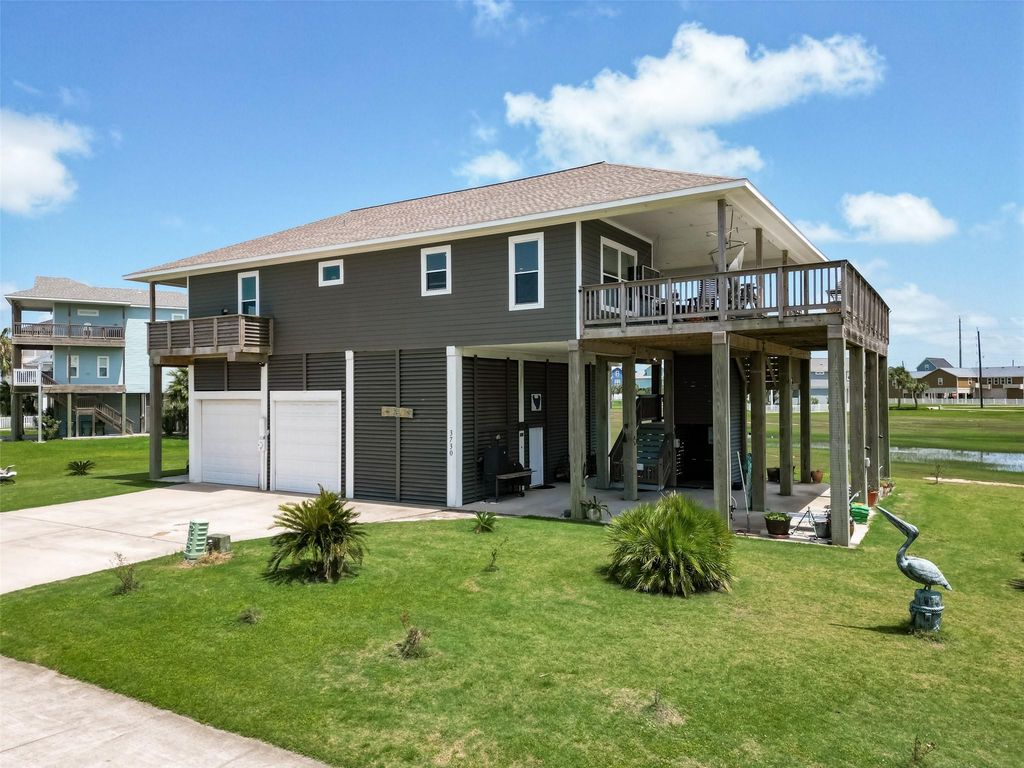 3730 Mendocino Drive, Galveston, TX 77554
