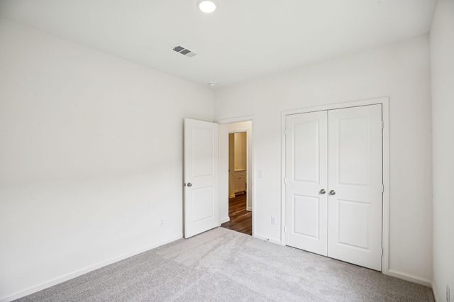 2410 Evergreen Falls Drive, Crosby, TX 77532