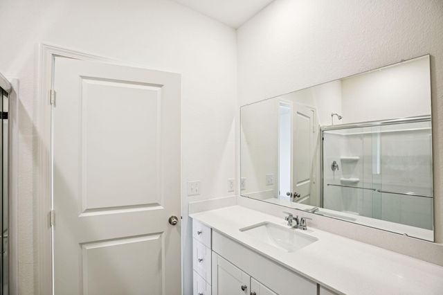 2410 Evergreen Falls Drive, Crosby, TX 77532