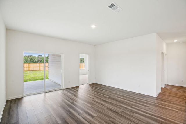 2410 Evergreen Falls Drive, Crosby, TX 77532