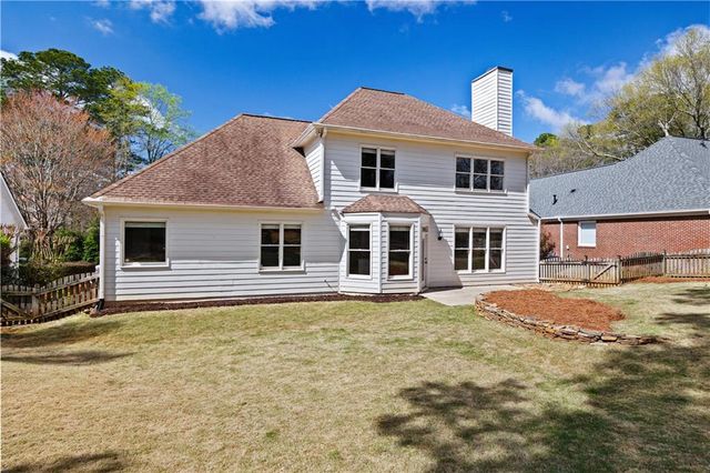 2015 Darien Park Drive, Roswell, GA 30076