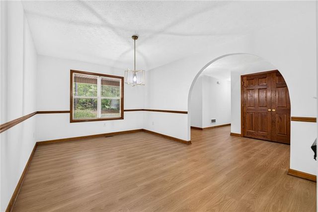 2762 Lester Mill Road, Locust Grove, GA 30248