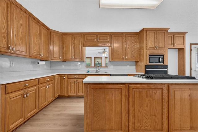 2762 Lester Mill Road, Locust Grove, GA 30248