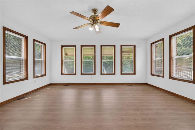 2762 Lester Mill Road, Locust Grove, GA 30248