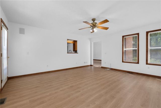 2762 Lester Mill Road, Locust Grove, GA 30248