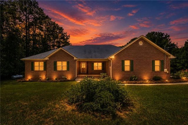 2762 Lester Mill Road, Locust Grove, GA 30248