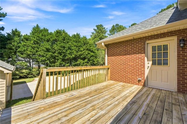 2762 Lester Mill Road, Locust Grove, GA 30248