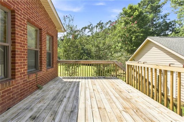 2762 Lester Mill Road, Locust Grove, GA 30248