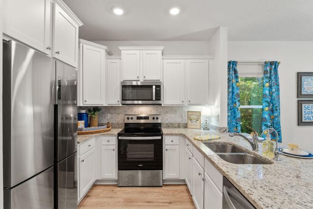 183 Sandhill Pines Drive, Santa Rosa Beach, FL 32459