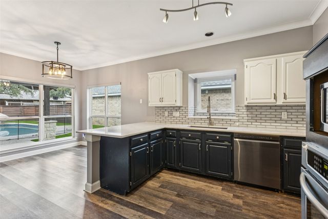 18545 Vista Del Sol, Dallas, TX 75287