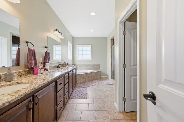 480 Roberts Rd, Watertown, TN 37184