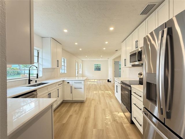 701 WEST STREET, New Smyrna Beach, FL 32168