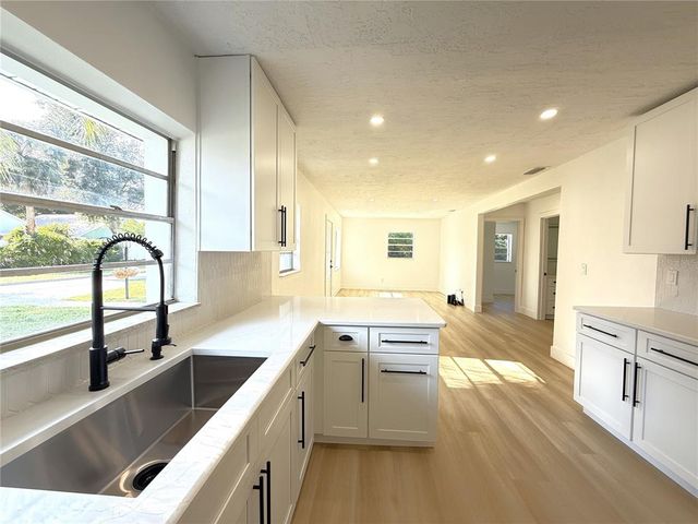 701 WEST STREET, New Smyrna Beach, FL 32168