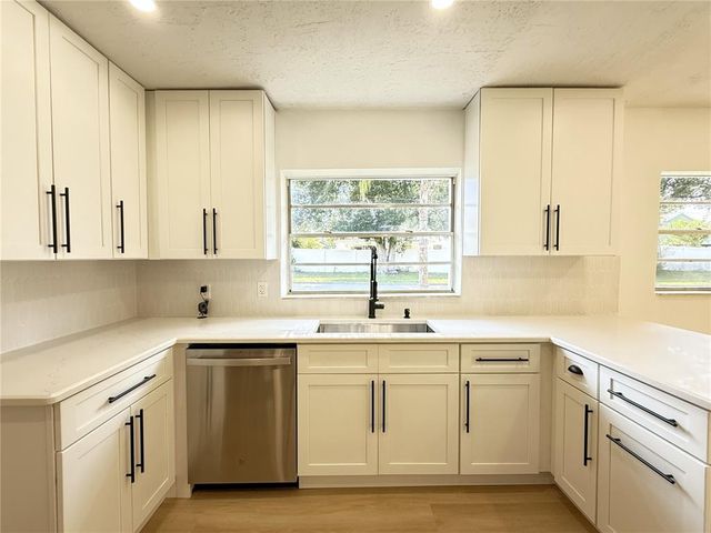 701 WEST STREET, New Smyrna Beach, FL 32168