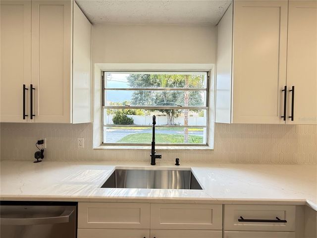701 WEST STREET, New Smyrna Beach, FL 32168