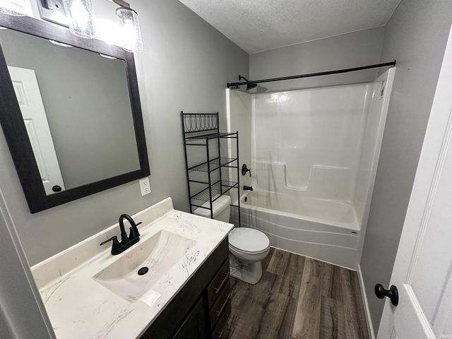 2580 S Union Street, Knox, IN 46534