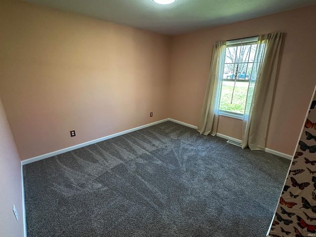 2580 S Union Street, Knox, IN 46534
