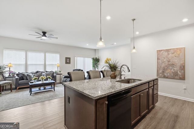 256 Salt Lake Lane, Hoschton, GA 30548