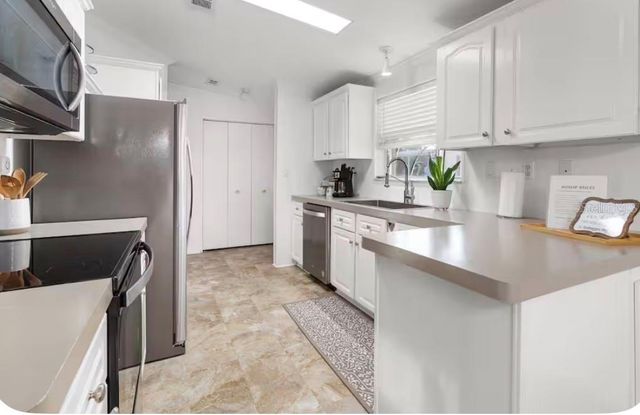 6331 THEODAN STREET, Weeki Wachee, FL 34607
