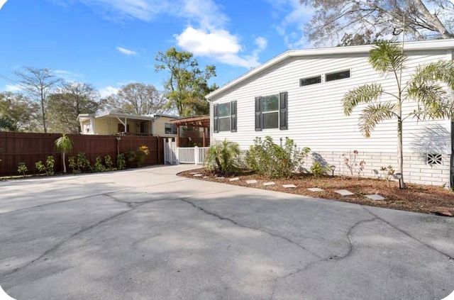 6331 THEODAN STREET, Weeki Wachee, FL 34607