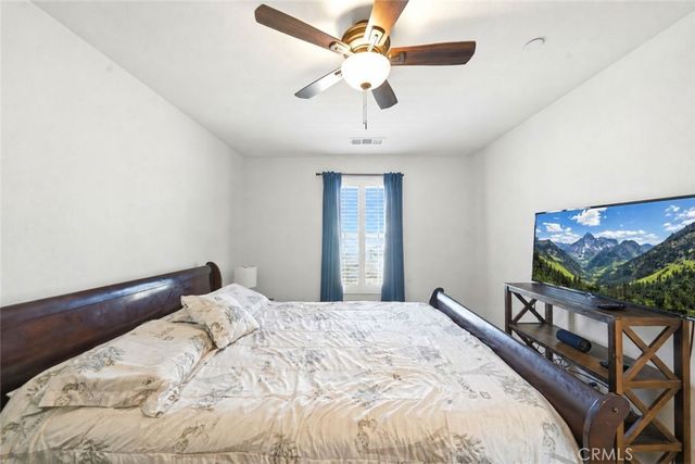 465 N Beechwood, Rialto, CA 92376