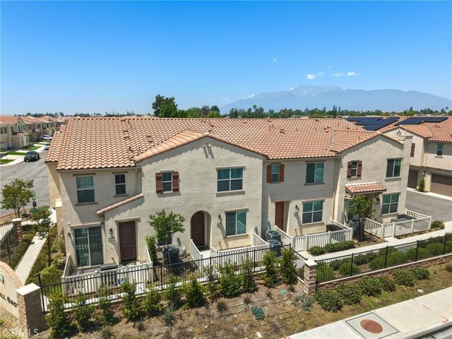 465 N Beechwood, Rialto, CA 92376