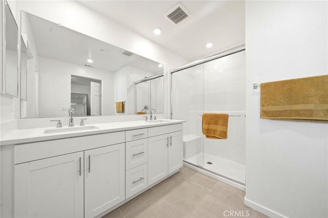 465 N Beechwood, Rialto, CA 92376