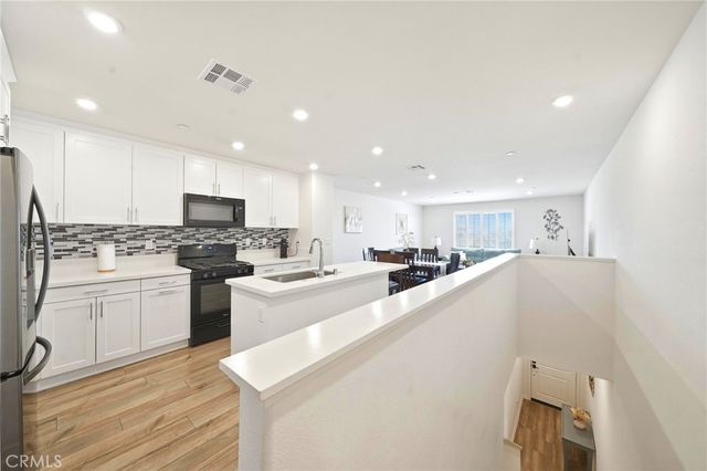 465 N Beechwood, Rialto, CA 92376