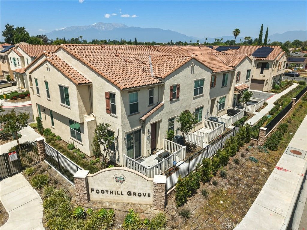 465 N Beechwood, Rialto, CA 92376
