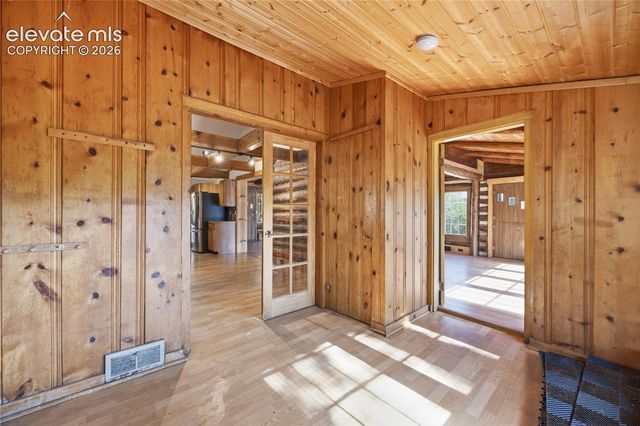 9795 Mountain Road, Cascade, CO 80809